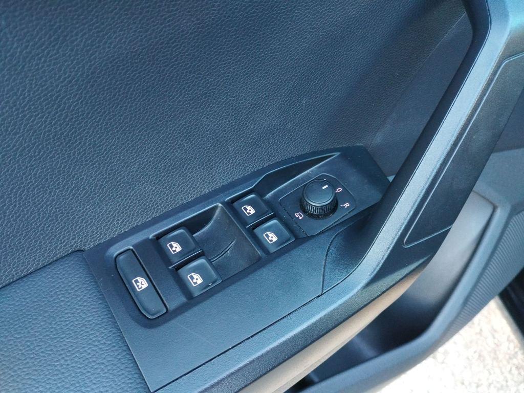 SEAT Ibiza 1.0 TSI Special Edition 85 kW (115 CV) - 9