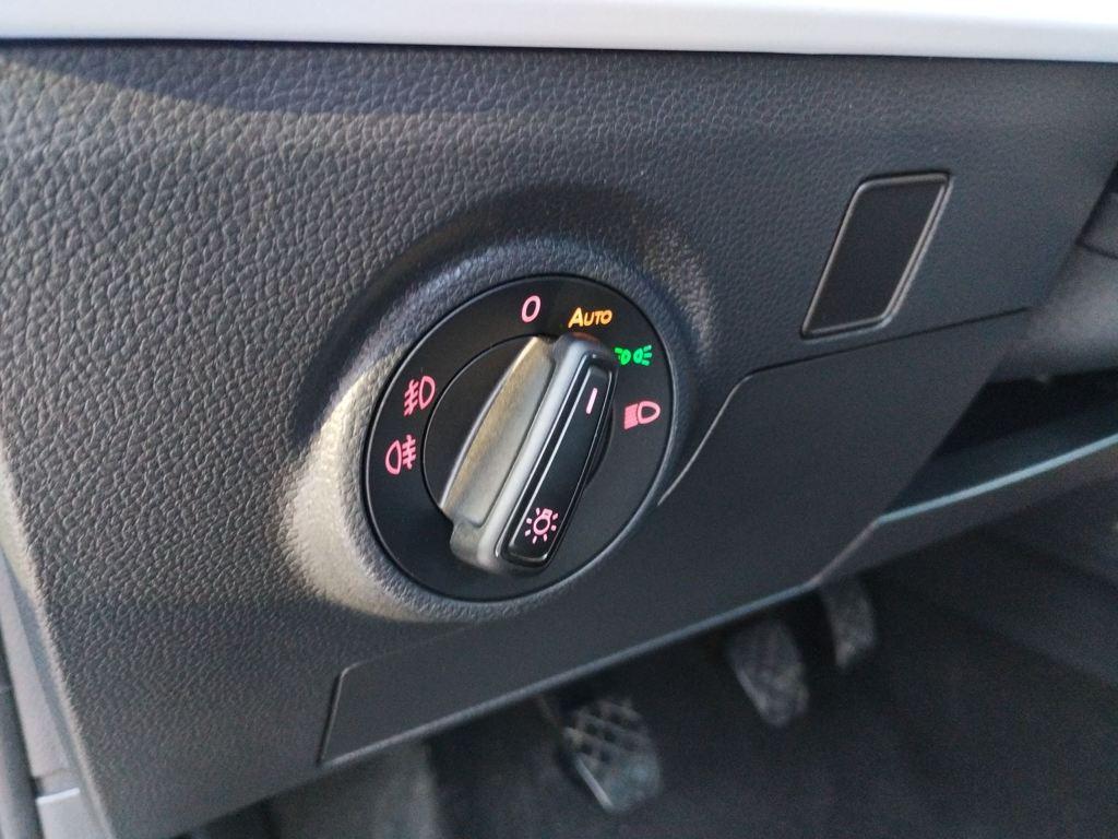 SEAT Ibiza 1.0 TSI Special Edition 85 kW (115 CV) - 10