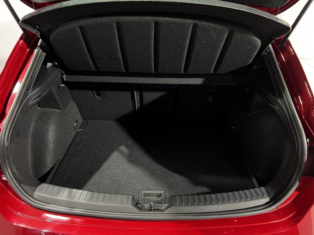 SEAT León 1.5 eTSI S&S FR Special Edition DSG 110 kW (150 CV) - 6