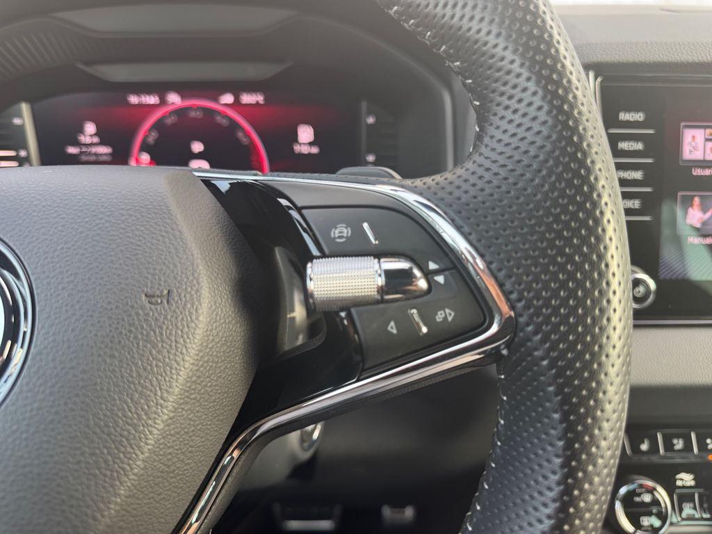 Skoda Karoq 1.5 TSI ACT Sportline DSG 110 kW (150 CV) - 9