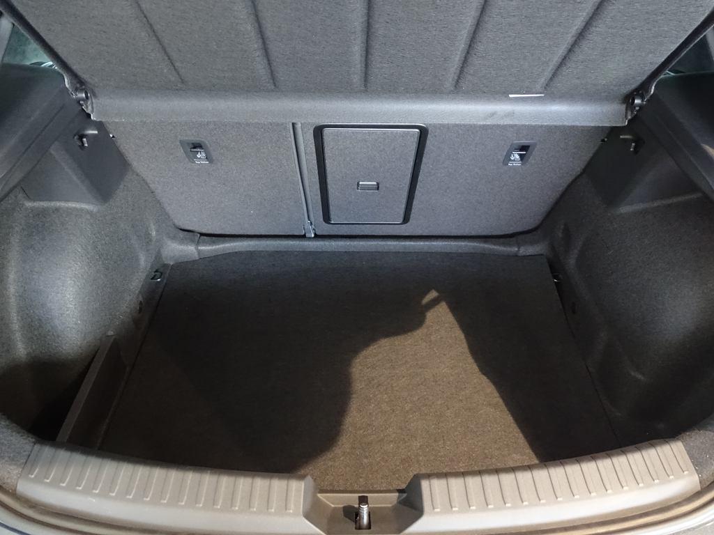 SEAT León 1.0 TSI S&S Style XL Vision 81 kW (110 CV) - 6