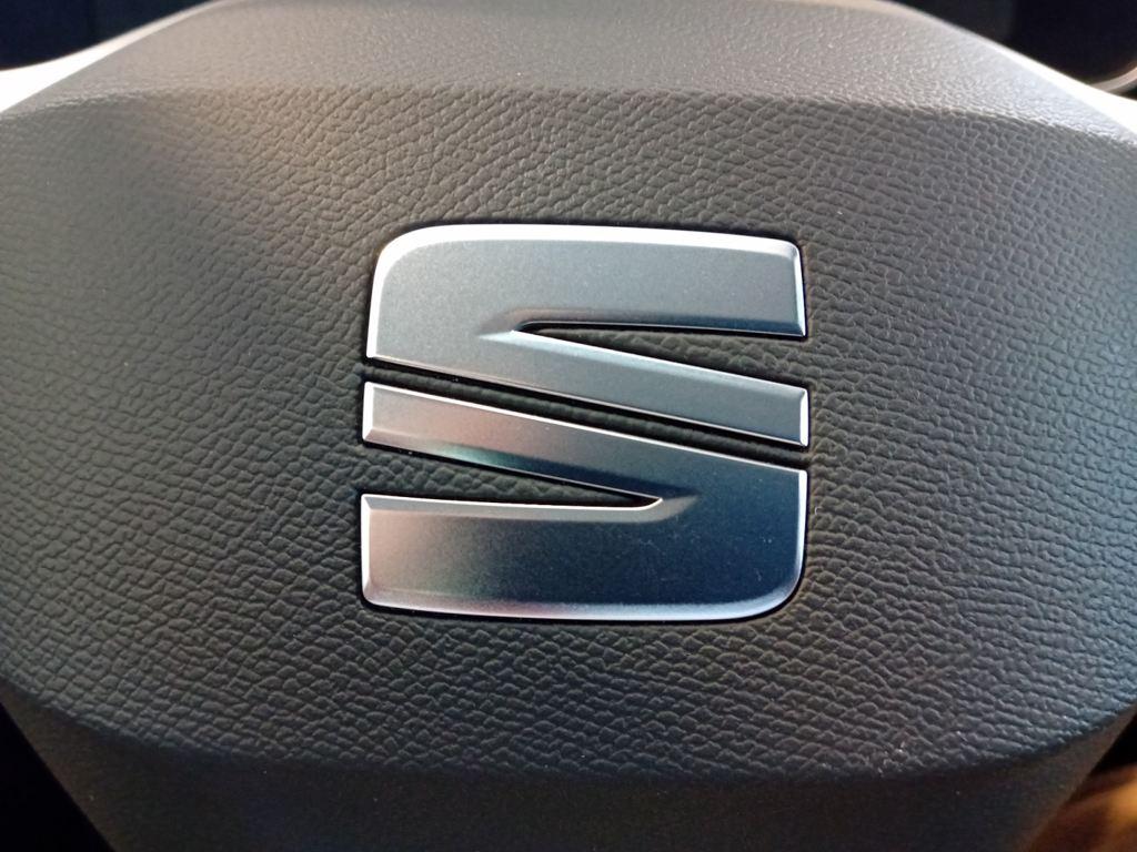 SEAT León 1.5 eTSI S&S Style Special Edition Vision DSG 110 kW (150 CV) - 9