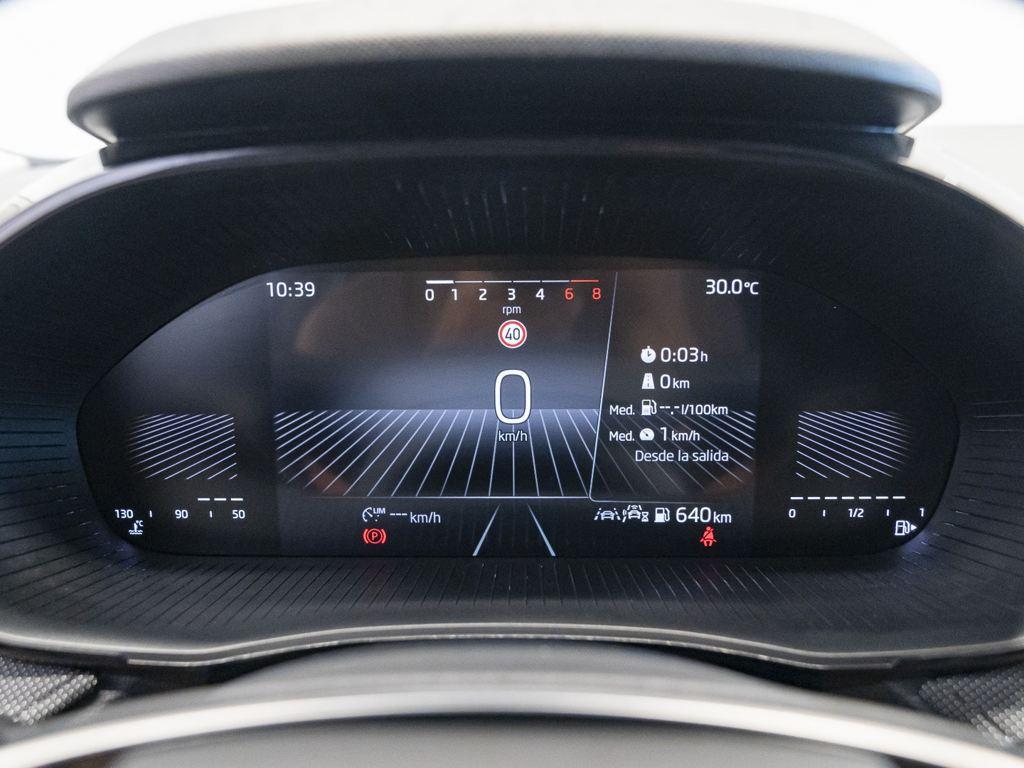 Skoda Fabia 1.0 TSI Selection 70 kW (95 CV) - 10