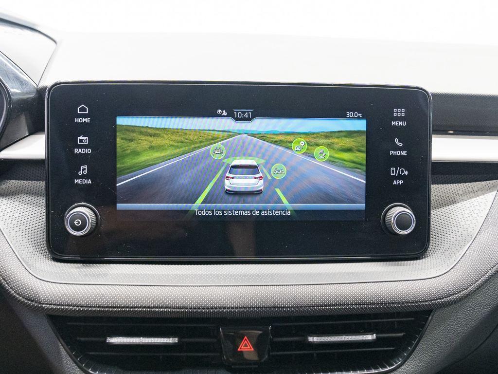 Skoda Fabia 1.0 TSI Selection 70 kW (95 CV) - 11