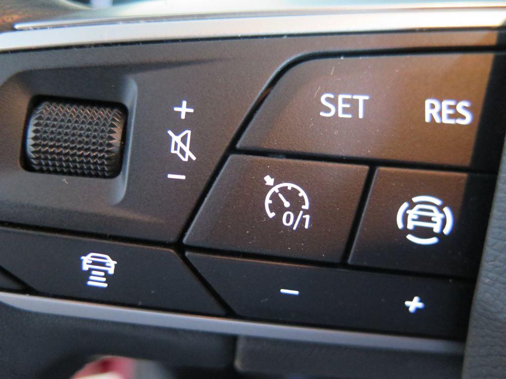 SEAT Arona 1.0 TSI Xperience XL 81 kW (110 CV) - 10