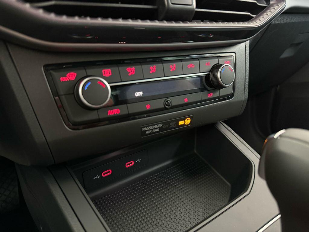 SEAT Ibiza 1.0 TSI Special Edition DSG 85 kW (115 CV) - 16