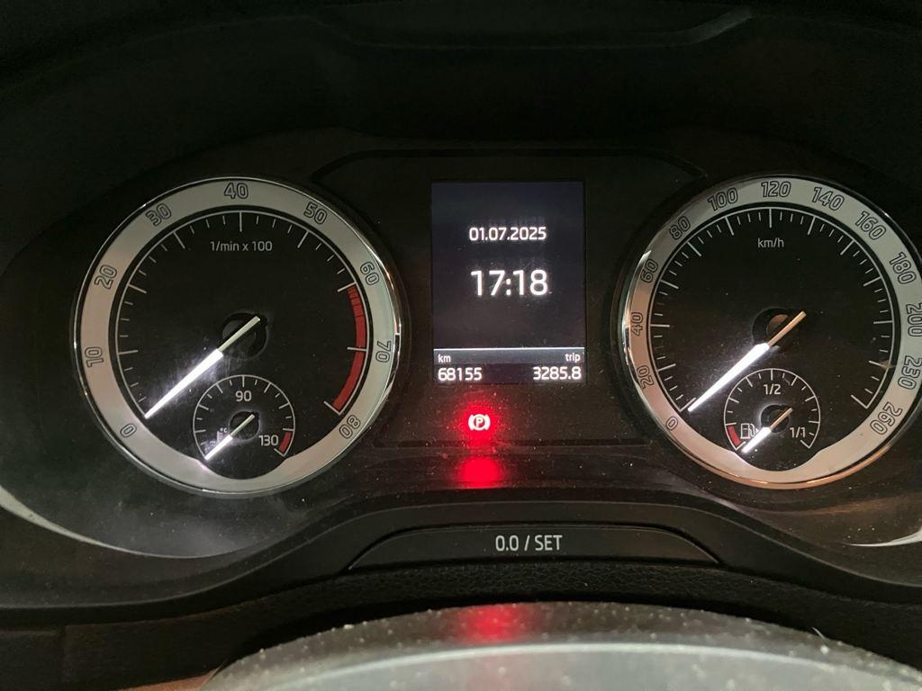 Skoda Karoq 1.0 TSI Ambition 81 kW (110 CV) - 15