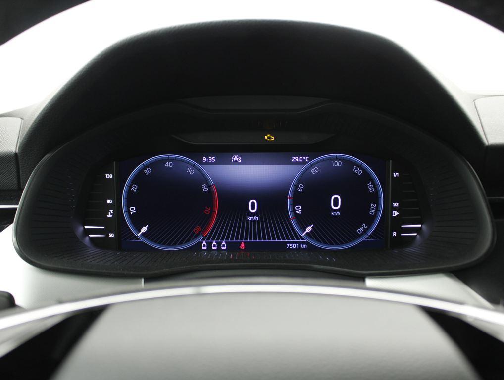 Skoda Kamiq 1.0 TSI Ambition 81 kW (110 CV) - 8