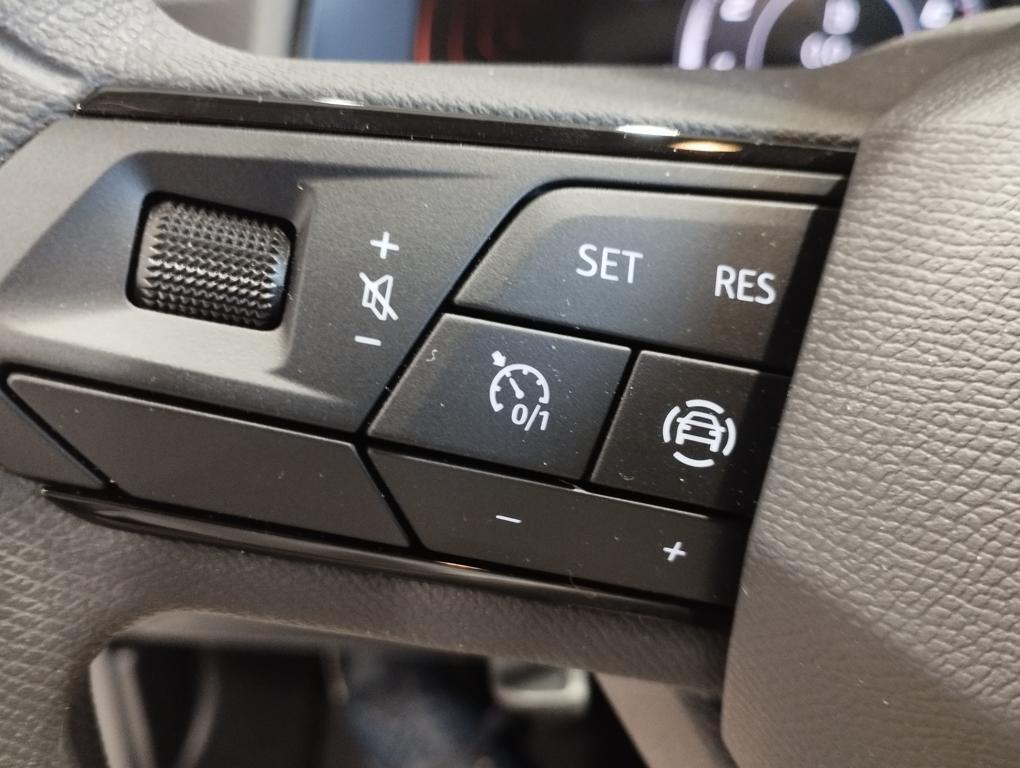 SEAT Arona 1.0 TSI Reference XM 70 kW (95 CV) - 13