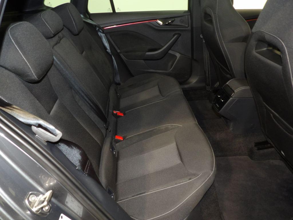 Skoda Kamiq 1.5 TSI Design DSG 110 kW (150 CV) - 5