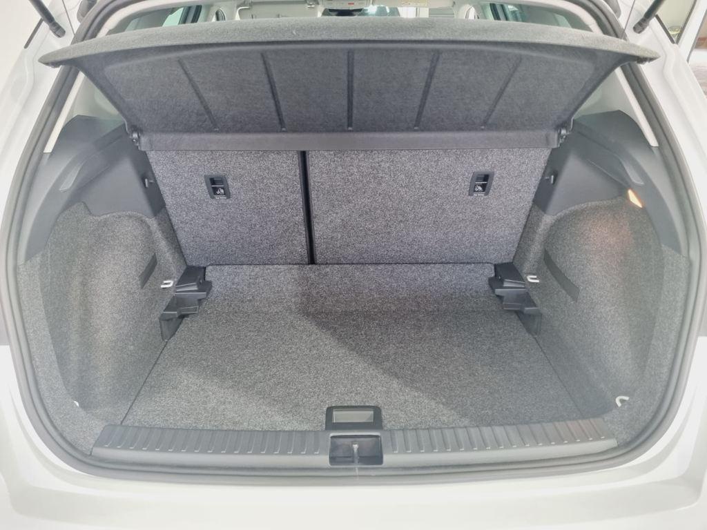 SEAT Arona 1.0 TSI Style XM DSG 85 kW (115 CV) - 6