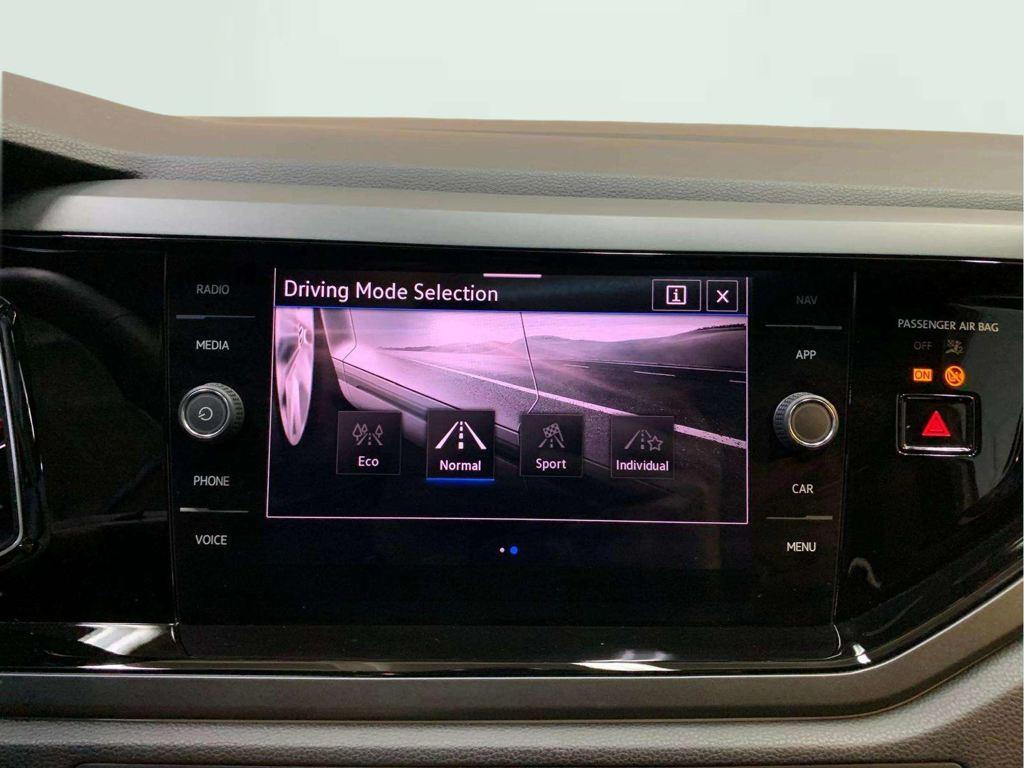 Volkswagen Taigo R-Line 1.0 TSI 85 kW (115 CV) DSG - 11