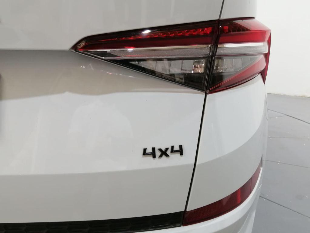 Skoda Kodiaq 2.0 TDI Sportline 4x4 DSG 147 kW (200 CV) - 17