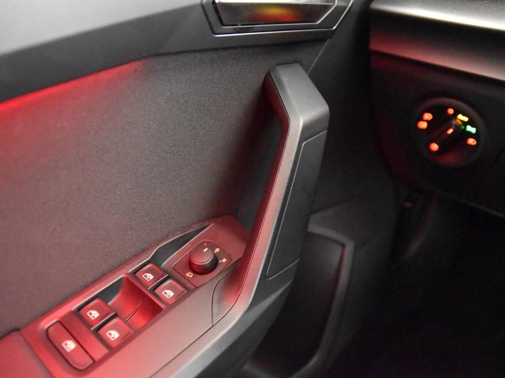 SEAT Arona 1.0 TSI S&S FR Limited Edition 85 kW (115 CV) - 17