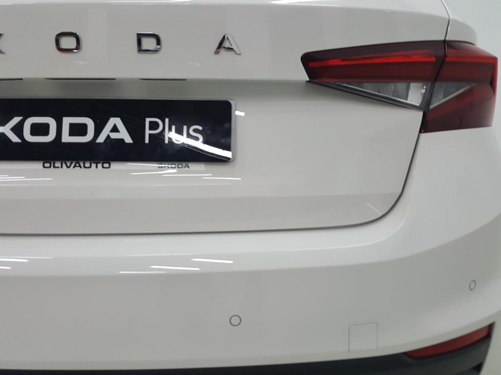 Skoda Fabia 1.0 TSI Selection 70 kW (95 CV) - 8