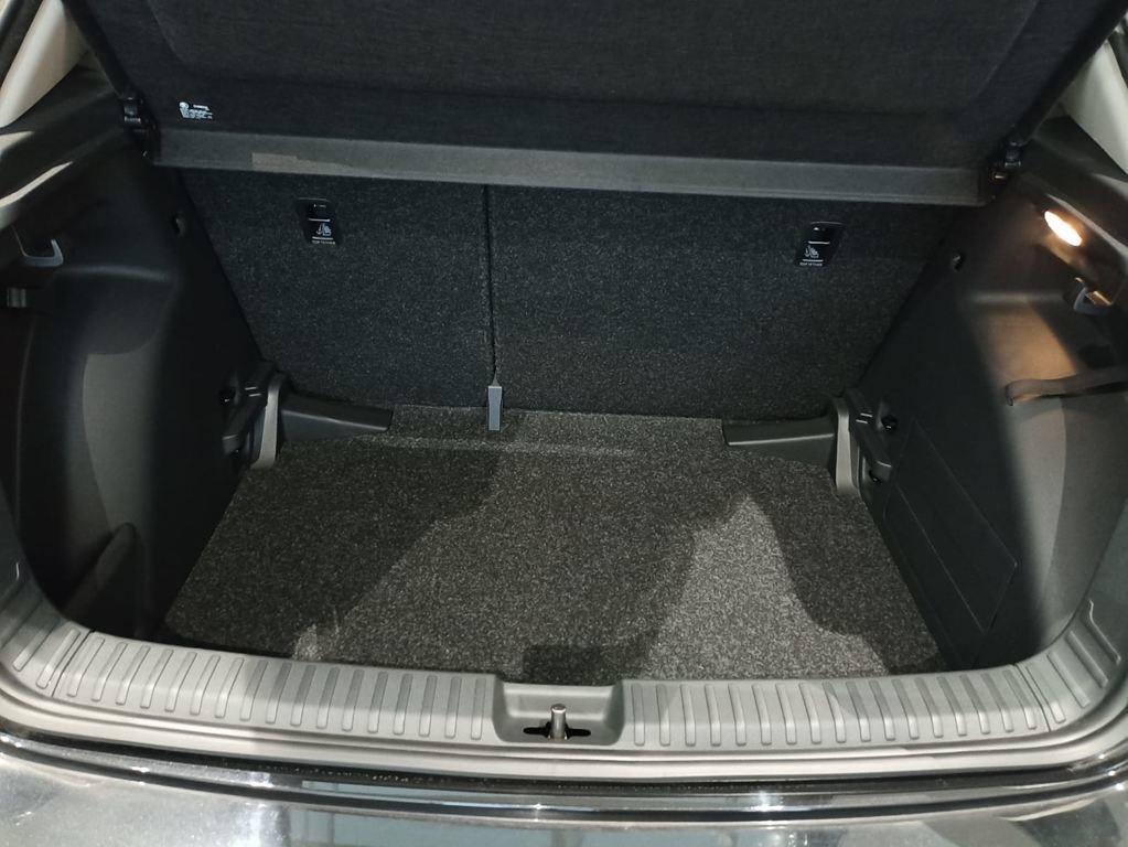 Skoda Fabia 1.0 MPI Selection 59 kW (80 CV) - 6