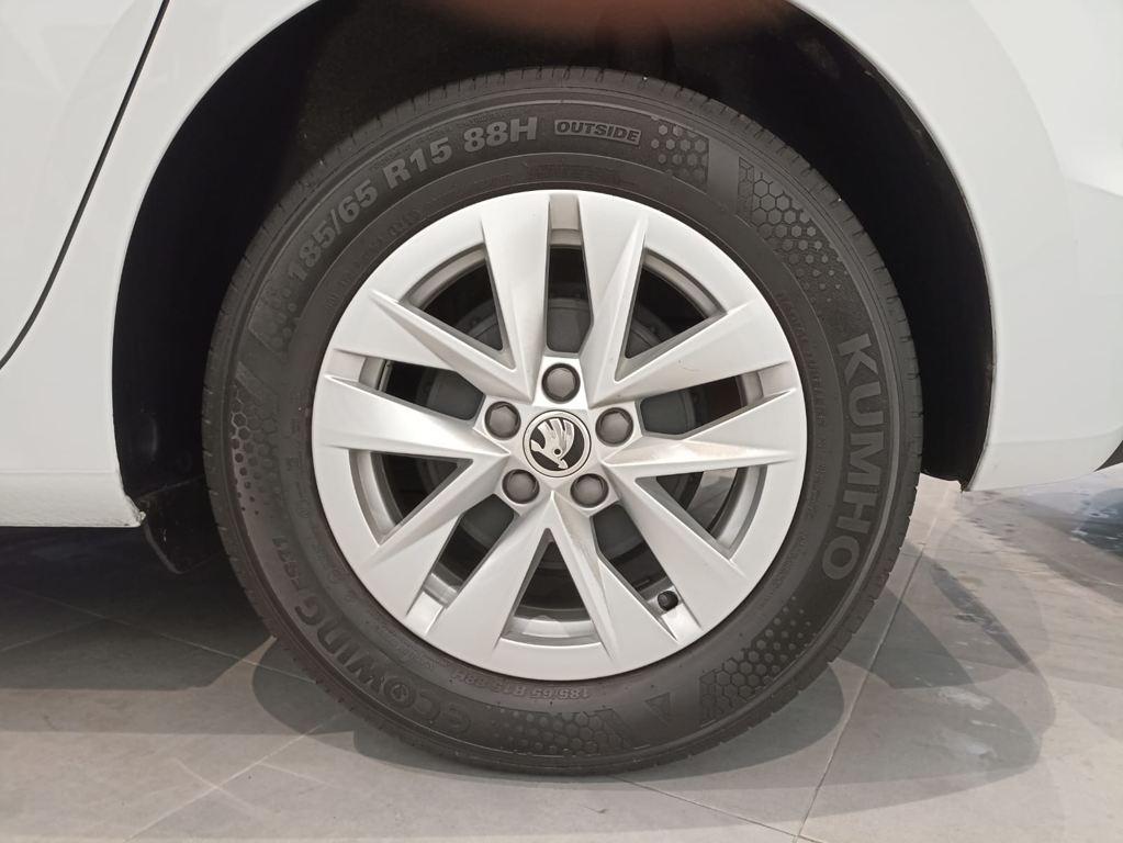 Skoda Fabia 1.0 MPI Selection 59 kW (80 CV) - 7