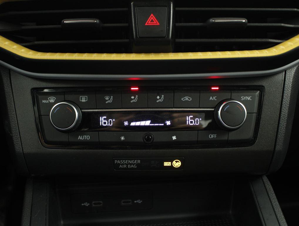 SEAT Ibiza 1.0 TSI Style XL 81 kW (110 CV) - 10