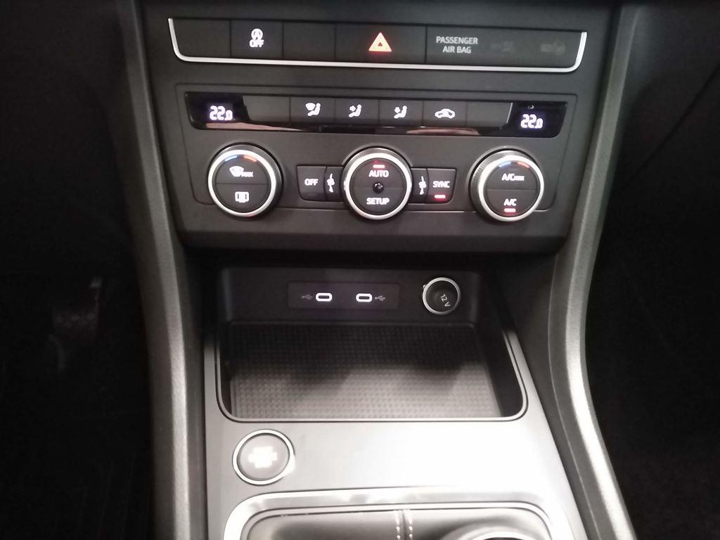 SEAT Ateca 1.5 TSI Style Evo Edition DSG 110 kW (150 CV) - 17