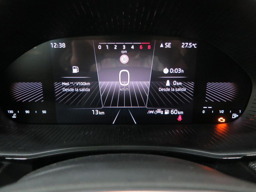 Skoda Fabia 1.0 TSI Design 70 kW (95 CV) - 9