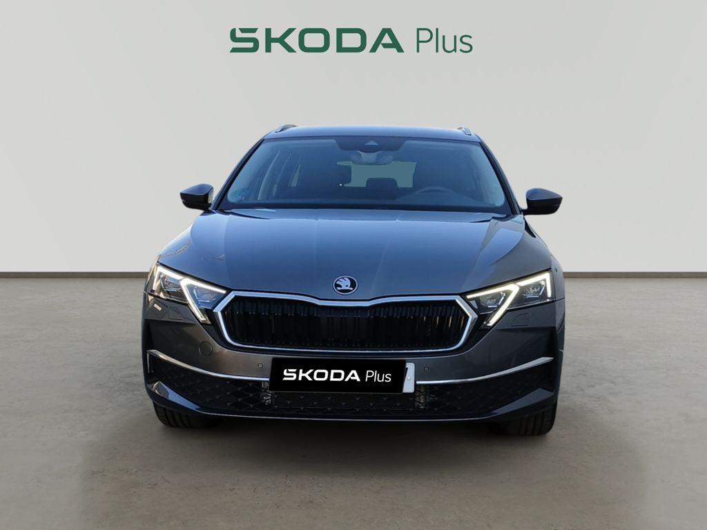 Skoda Octavia Combi 1.5 TSI m-HEV Design DSG 110 kW (150 CV) - 12