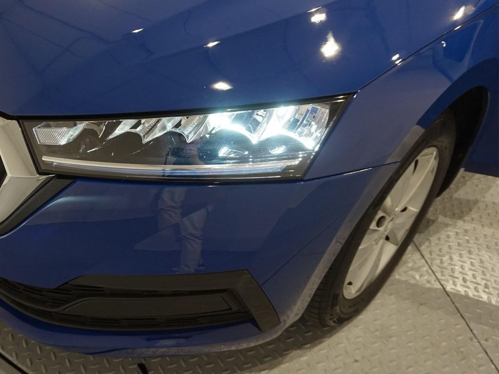 Skoda Octavia Combi 1.0 TSI mHEV Ambition DSG 81 kW (110 CV) - 13