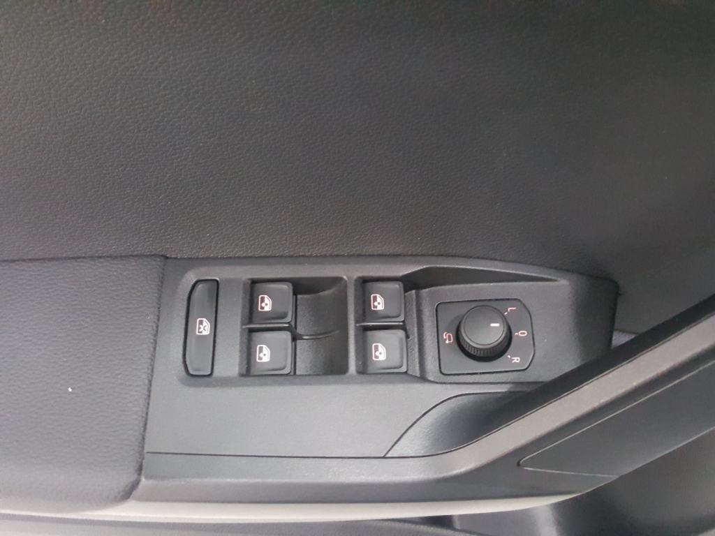 SEAT Arona 1.0 TSI Style XM 81 kW (110 CV) - 12