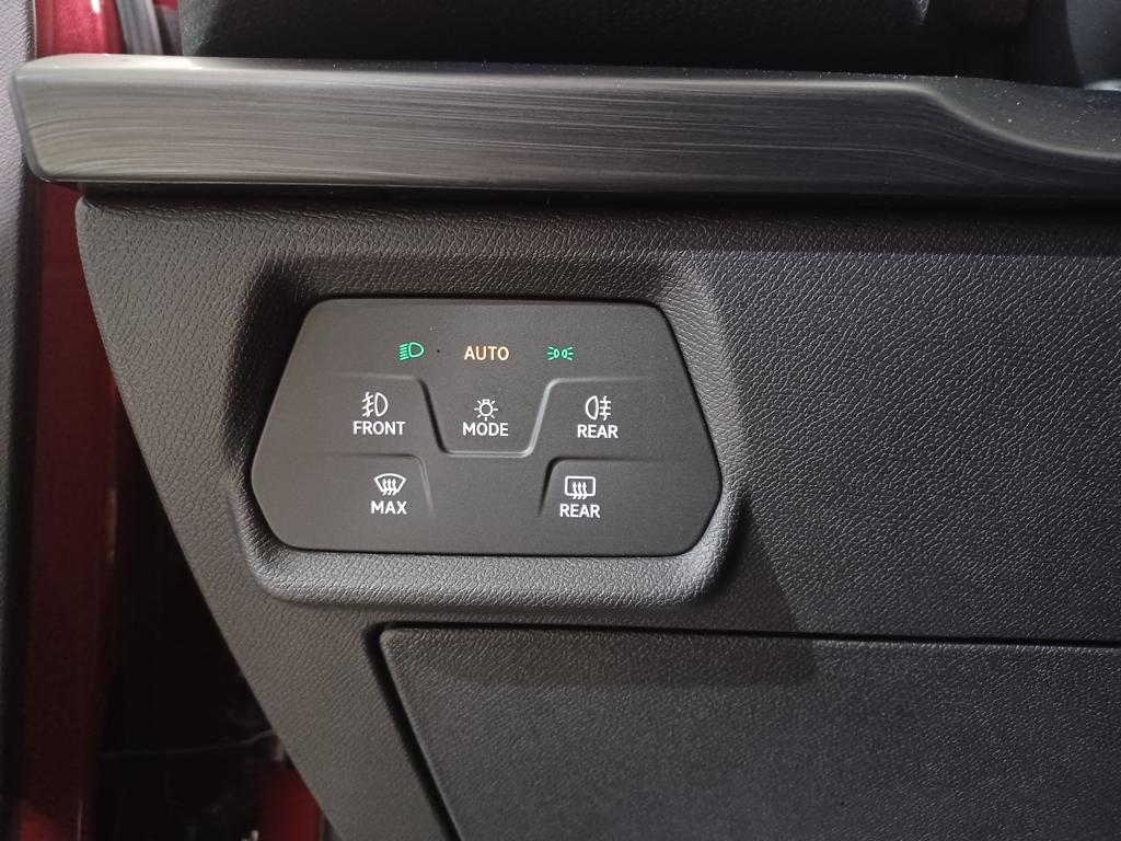 CUPRA Leon Sportstourer 1.5 eTSI DSG 110 kW (150 CV) - 8