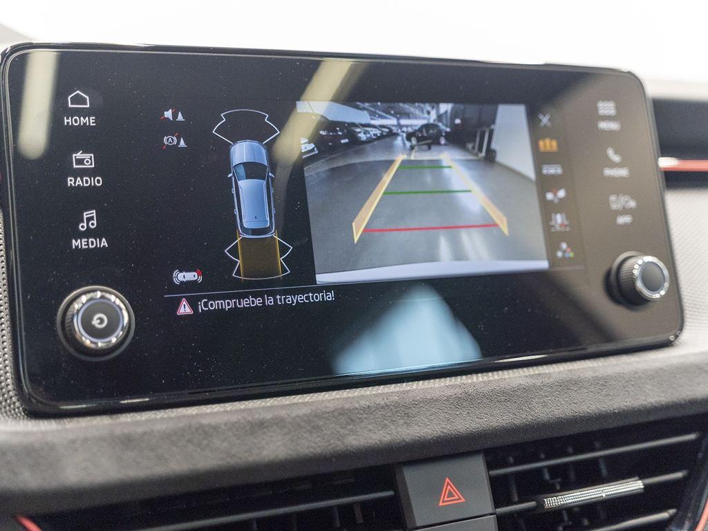 Skoda Kamiq 1.5 TSI Design DSG 110 kW (150 CV) - 11