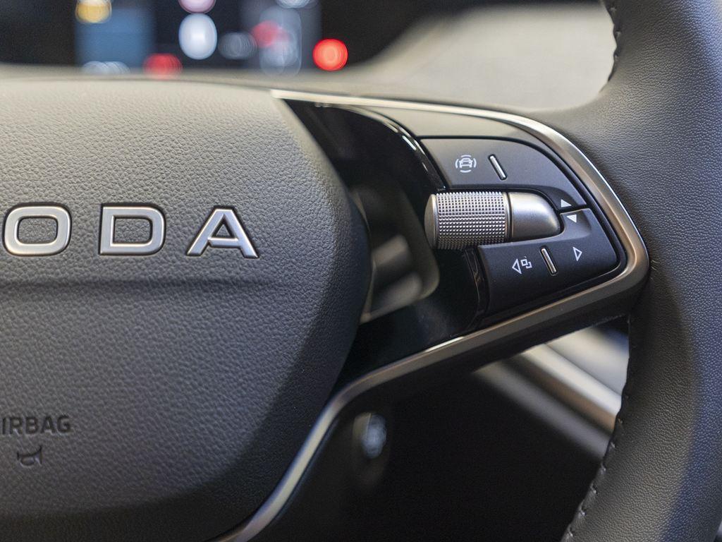 Skoda Elroq 60 63 kWh 150 kW (204 CV) - 9