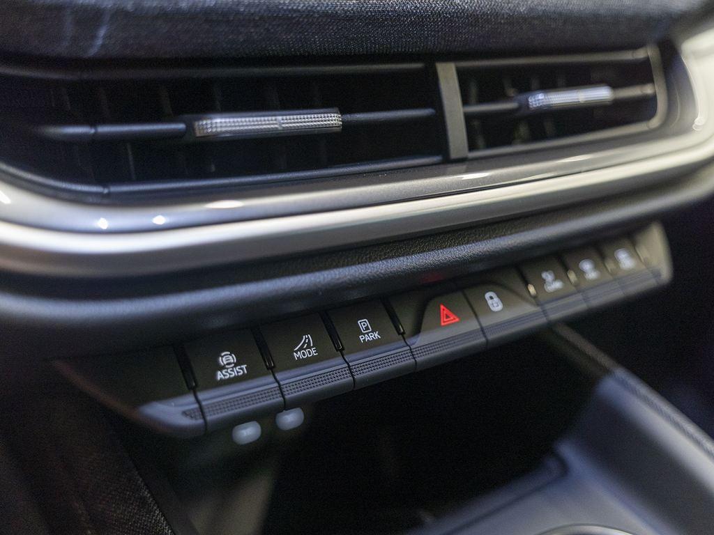 Skoda Elroq 60 63 kWh 150 kW (204 CV) - 12