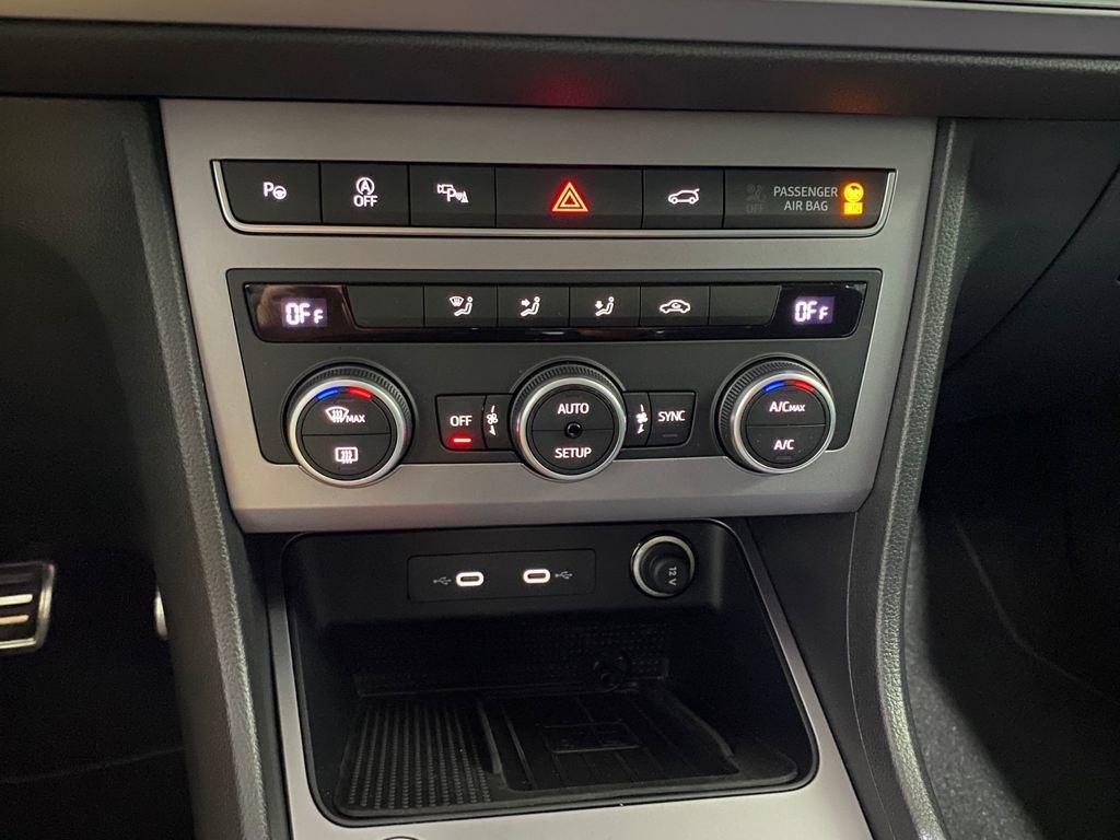 SEAT Ateca 1.5 TSI S&S FR Special Edition 110 kW (150 CV) - 12