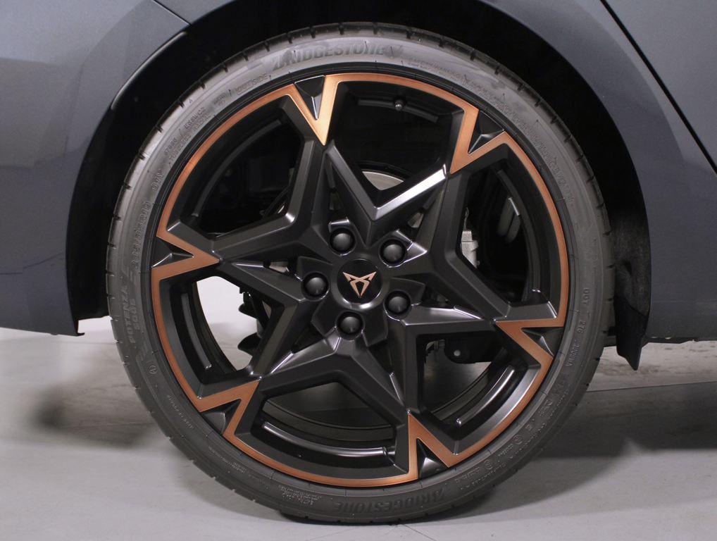 CUPRA Leon Sportstourer 1.5 eTSI DSG 110 kW (150 CV) - 7