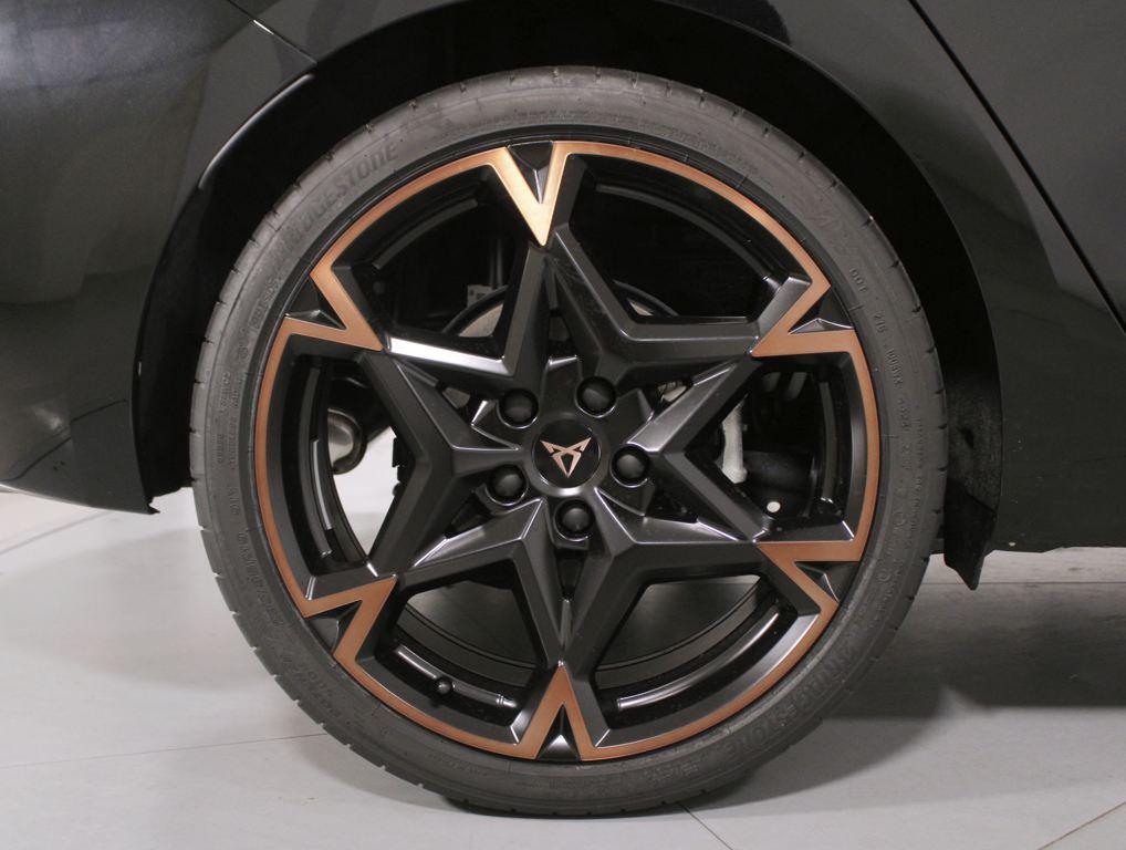 CUPRA Leon Sportstourer 1.5 eTSI Launch Edition DSG 110 kW (150 CV) - 7