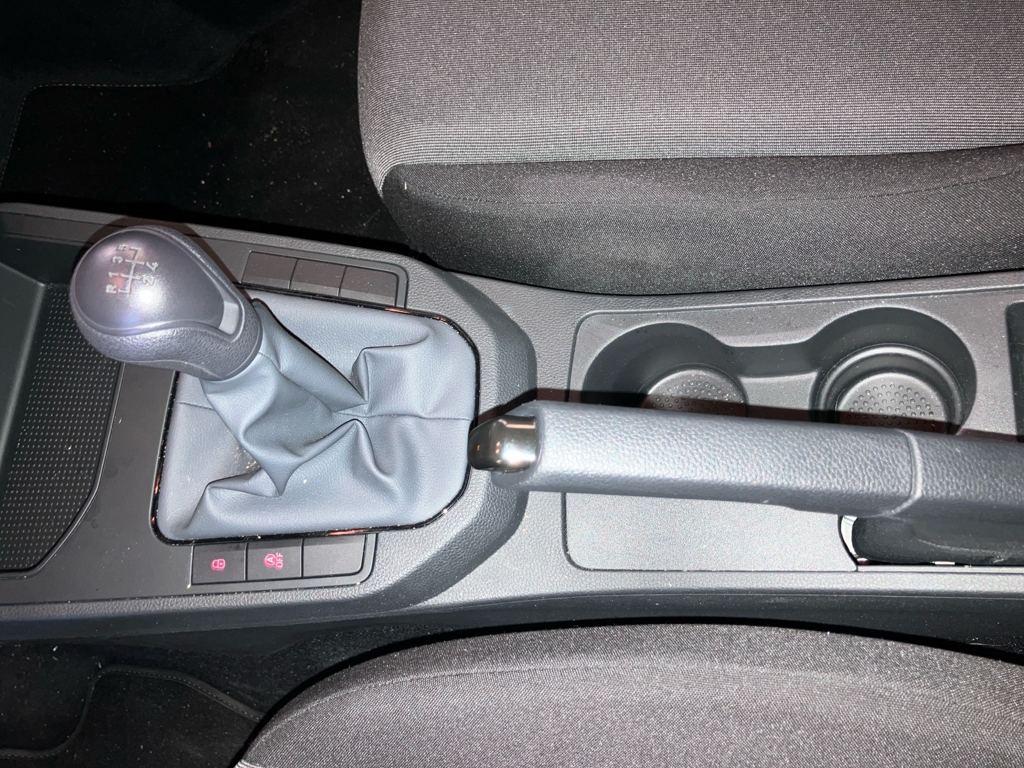 SEAT Arona 1.0 TSI Reference XM Edition 70 kW (95 CV) - 10