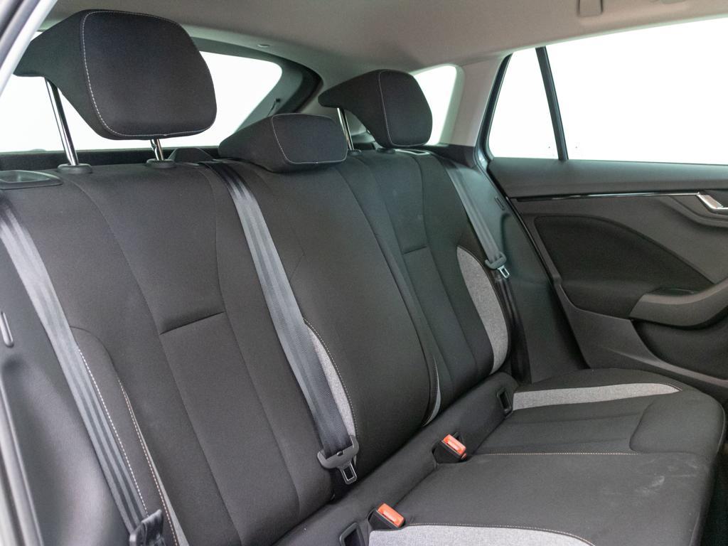 Skoda Scala 1.0 TSI Selection DSG 85 kW (115 CV) - 5