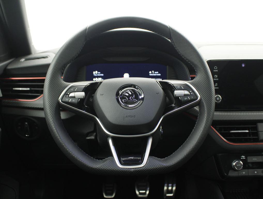 Skoda Kamiq 1.5 TSI Montecarlo 110 kW (150 CV) - 12