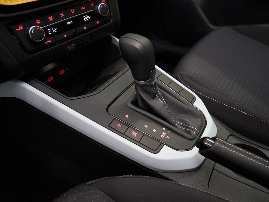 SEAT Arona 1.0 TSI Style XL DSG 85 kW (115 CV) - 11