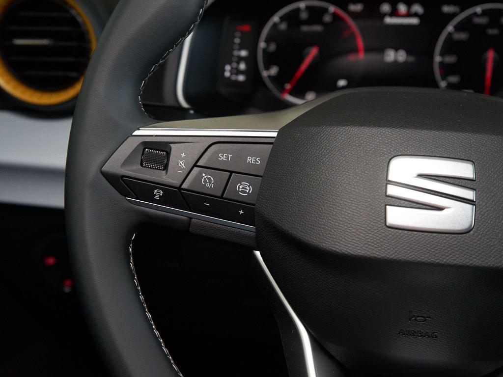 SEAT Arona 1.0 TSI Style XL DSG 85 kW (115 CV) - 17