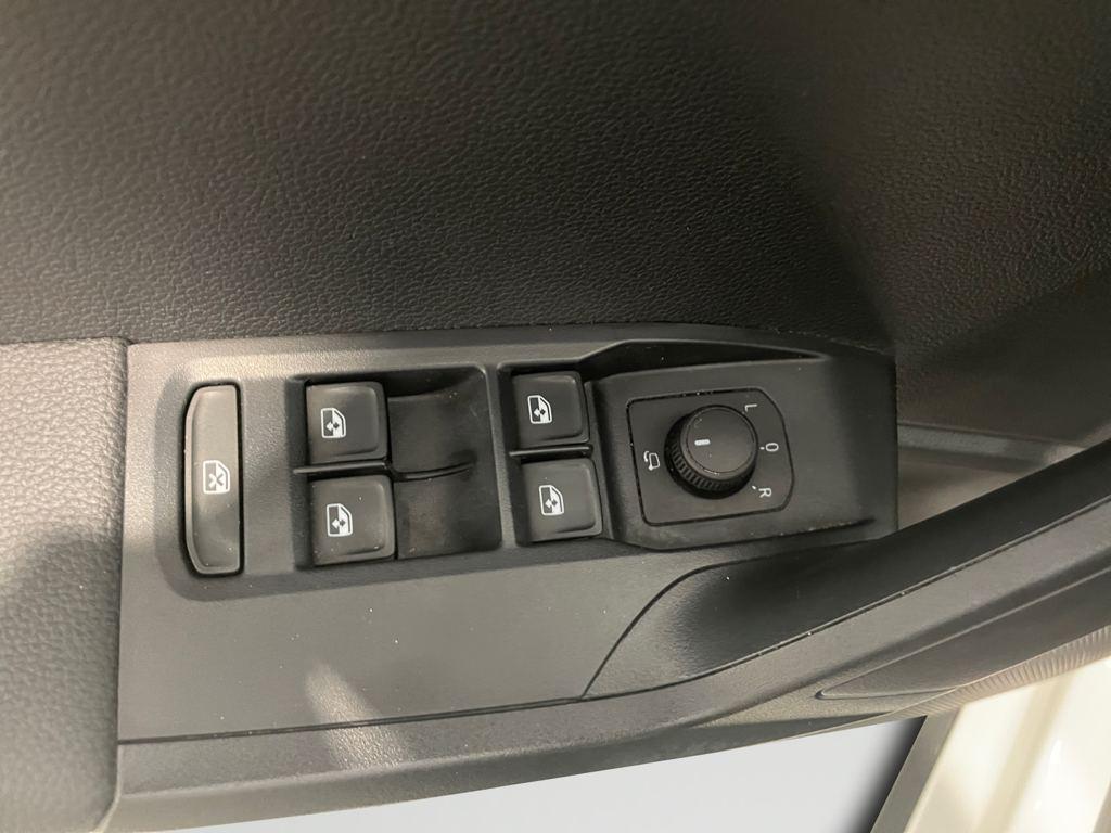 SEAT Arona 1.0 TSI Style XM 81 kW (110 CV) - 8