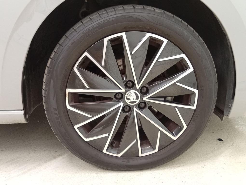 Skoda Scala Design 1.0 TSI DSG 85 kW (115 CV) - 7