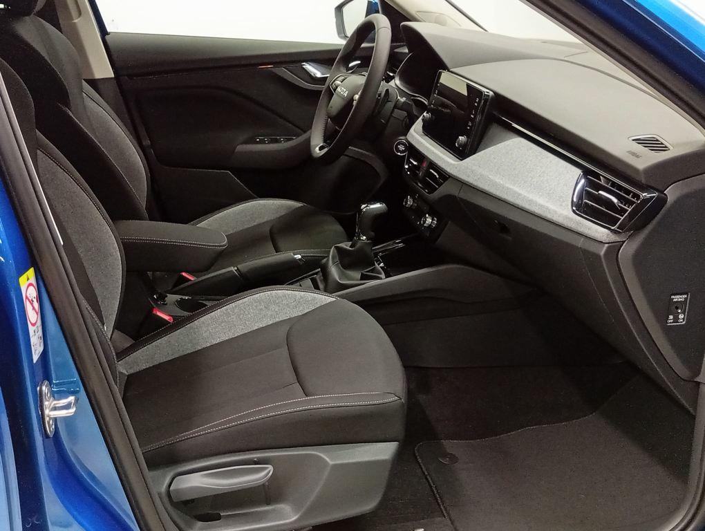 Skoda Kamiq 1.0 TSI Selection DSG 85 kW (115 CV) - 4