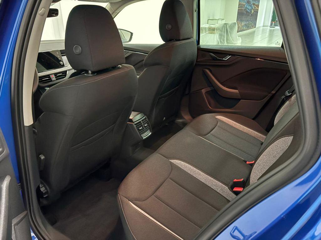 Skoda Kamiq 1.0 TSI Selection DSG 85 kW (115 CV) - 9