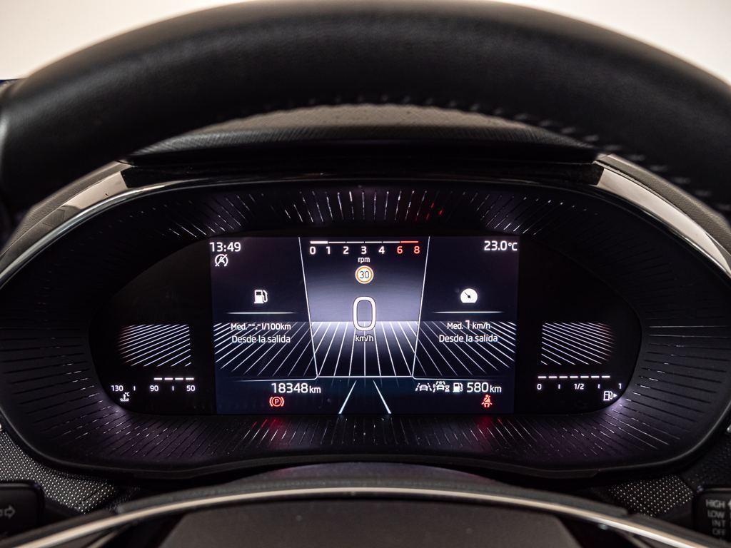 Skoda Fabia 1.0 MPI Selection 59 kW (80 CV) - 9