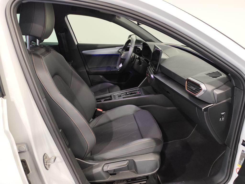 CUPRA Leon Sportstourer 1.5 eTSI DSG 110 kW (150 CV) - 4