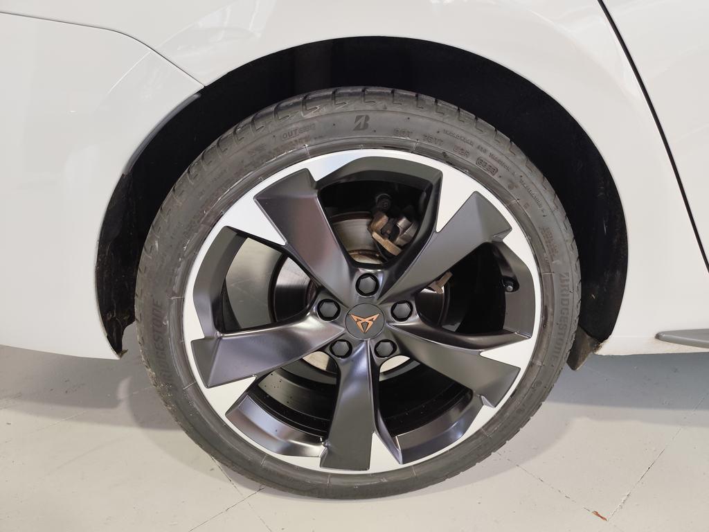 CUPRA Leon Sportstourer 1.5 eTSI DSG 110 kW (150 CV) - 7