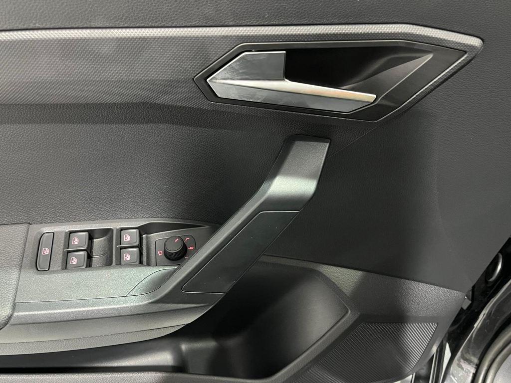 SEAT Arona 1.0 TSI Style XM 81 kW (110 CV) - 15