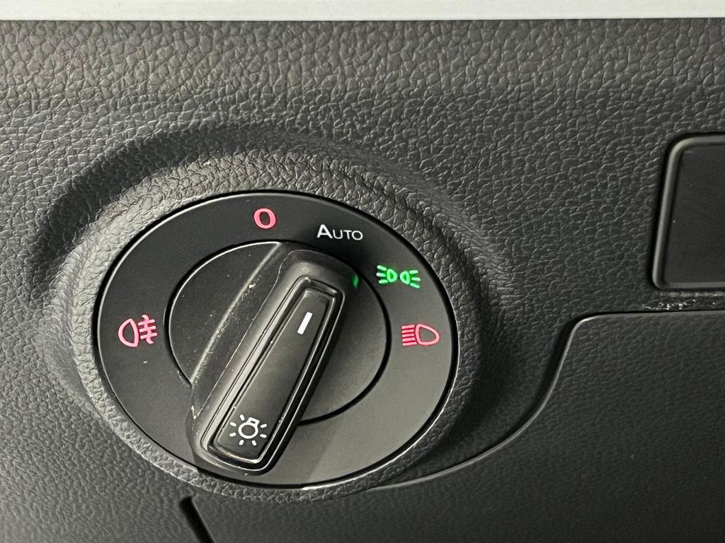 SEAT Arona 1.0 TSI Style XM 81 kW (110 CV) - 16