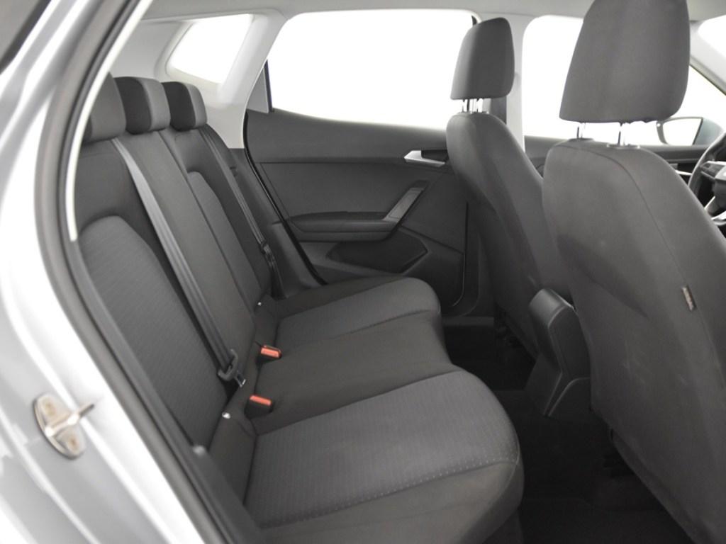 SEAT Arona 1.0 TSI Style XM 81 kW (110 CV) - 5