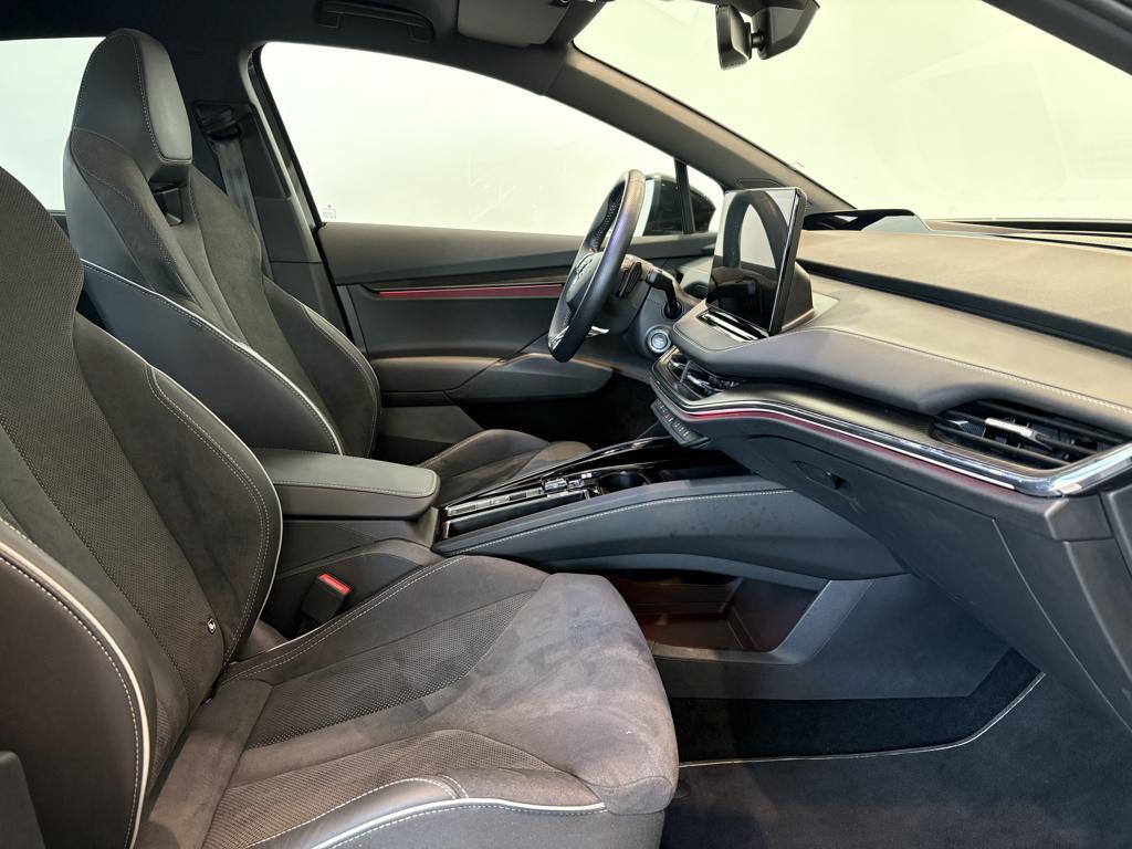 Skoda Enyaq Coupé BEV IV 80 82kWh 150 kW (204 CV) - 4